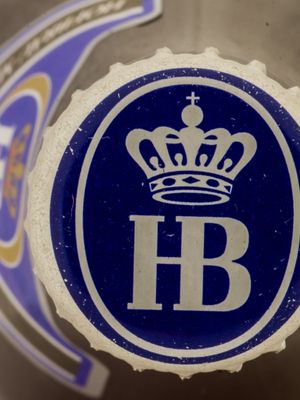 Hofbrau Schwarze Weisse Hofbrau Schwarze Weisse